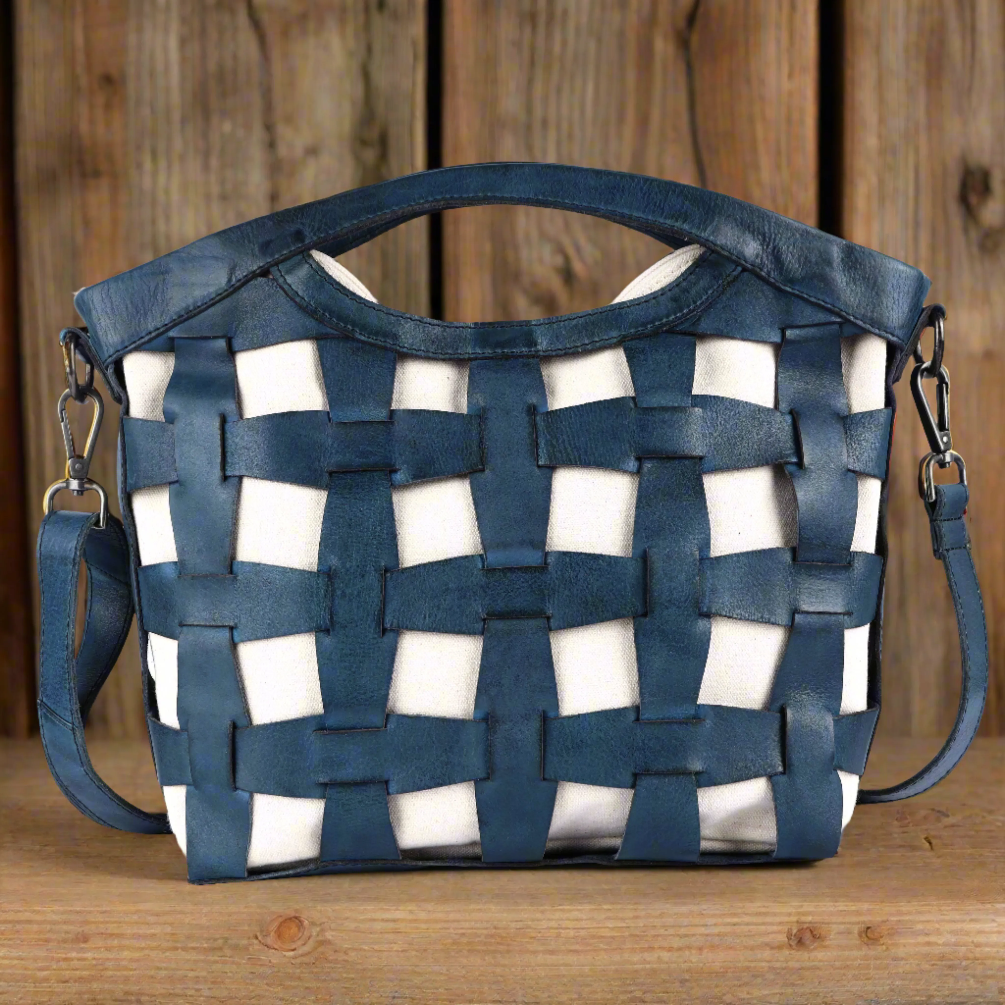 Prado Crossbody